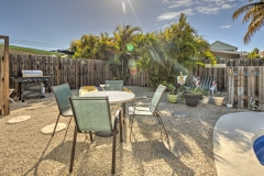 Private fenced in yard